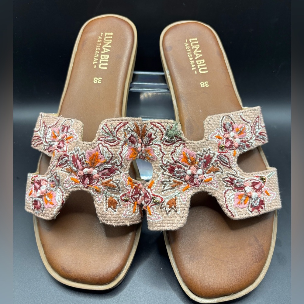 Embroidered Sandals - Brown and Pink